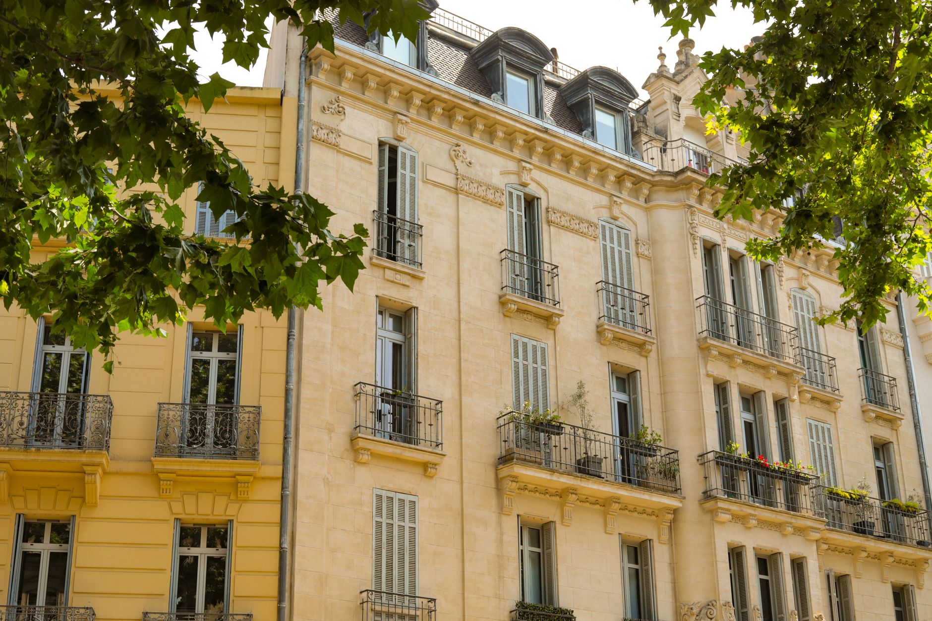 Gestion locative équipe à Nîmes